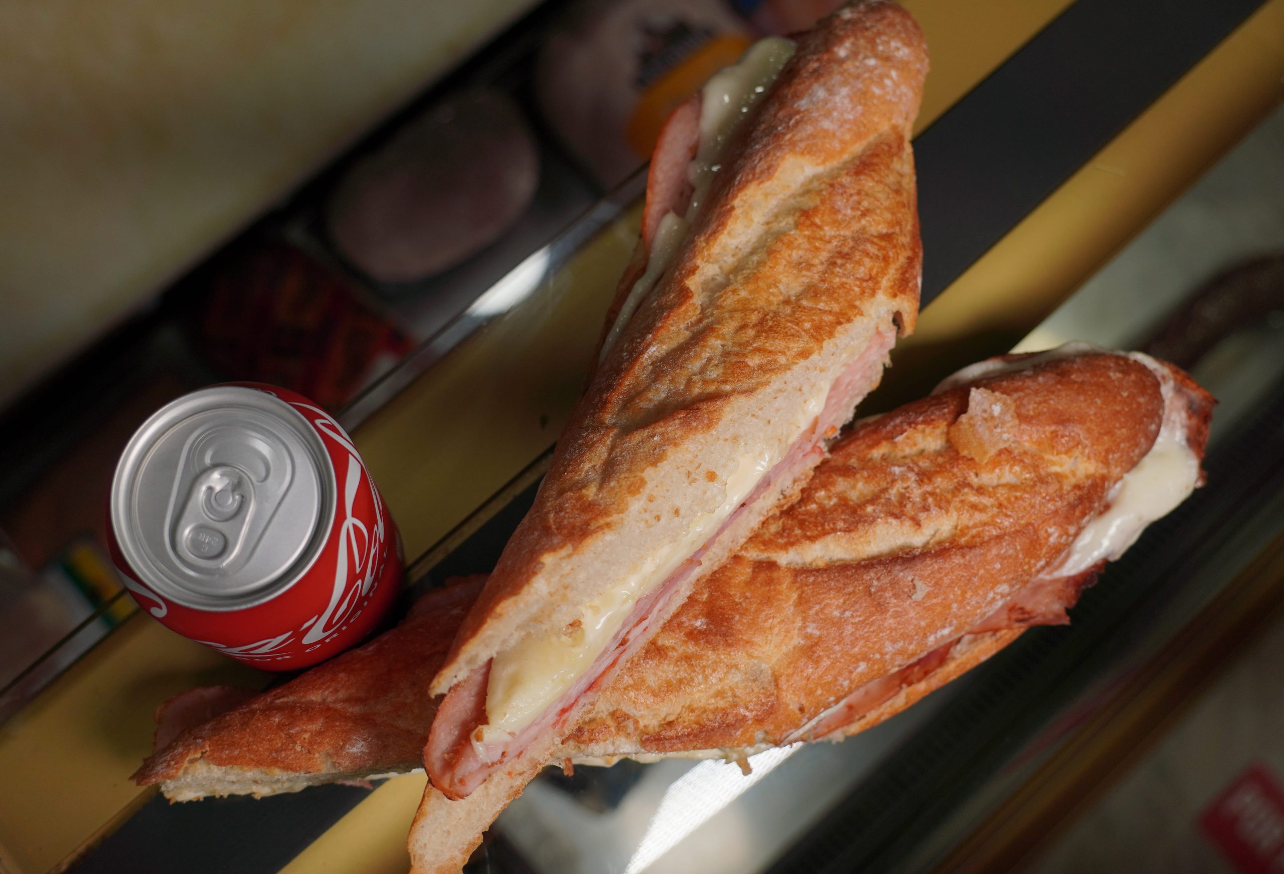 Bocadillo con refresco en Santa Pola